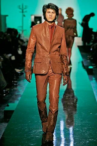 Look 18